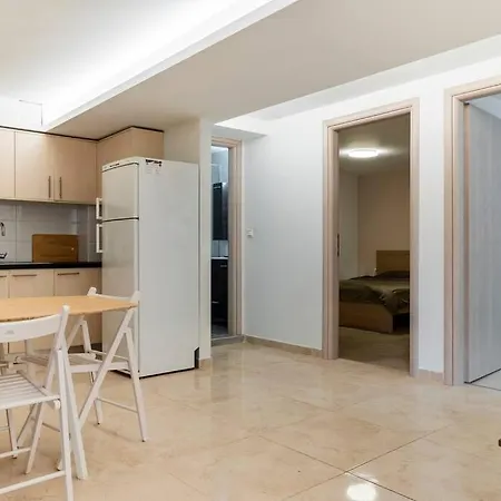 Appartement At Ano Glifada. Athènes